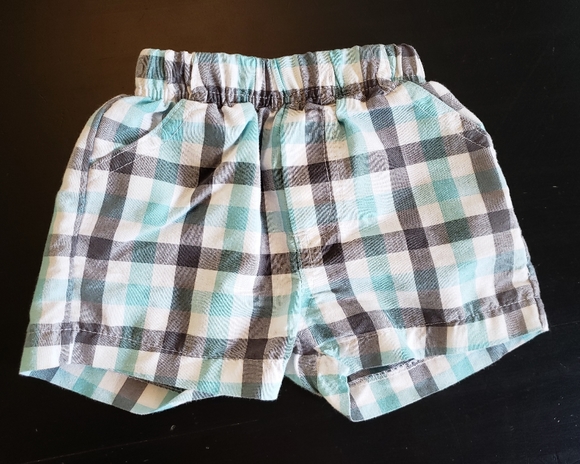 Calvin Klein 3-6mths Shorts - Picture 1 of 3